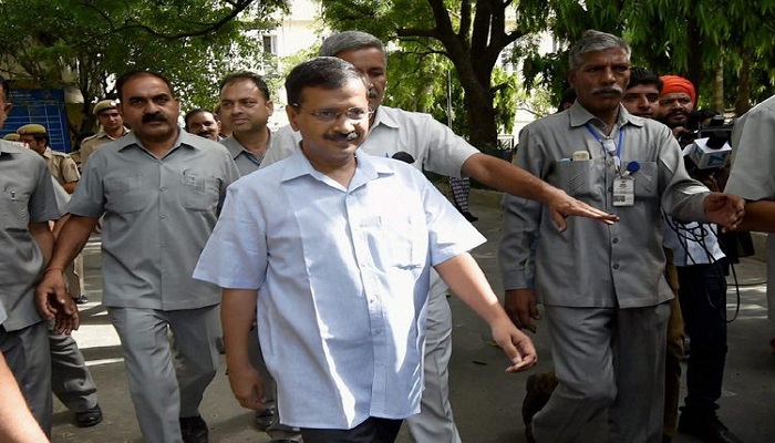 delhi-hc-dismisses-notification-disqualifying-20-aap-mlas