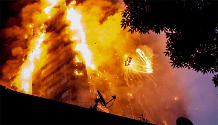 fire-broke-out-in-London-tower