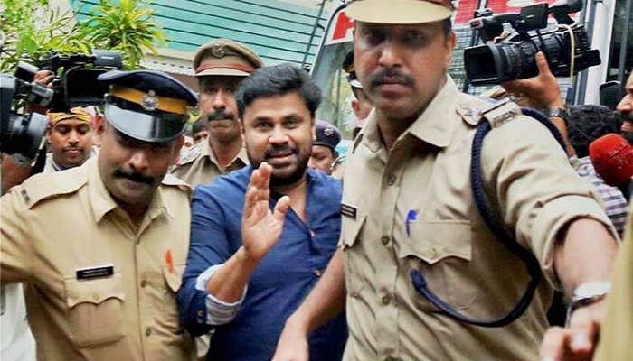 dileep-appear-court-march-14-receives-summons