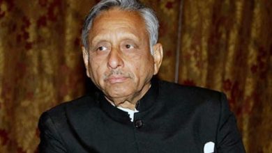 mani-shankar-aiyar-creates-controversy-praising-pakistan