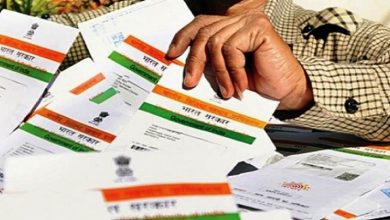 election-commission-plans-link-aadhaar-voter-id-cards