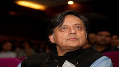 Sashi Tharoor