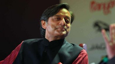 Shashi Tharoor