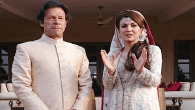 imran-khan-second-wife-flew