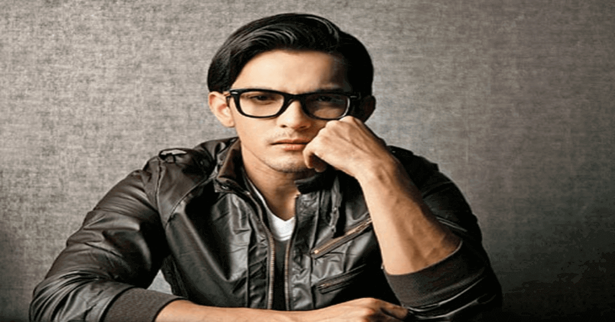 Bollywood singer Aditya Narayan