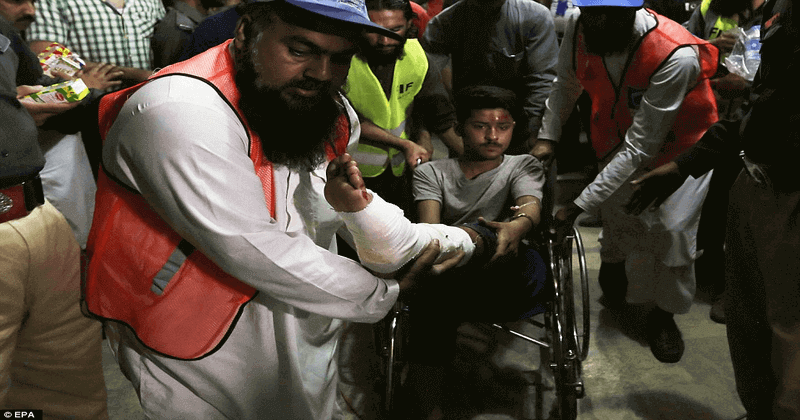 Pakistan suicide bomb blast