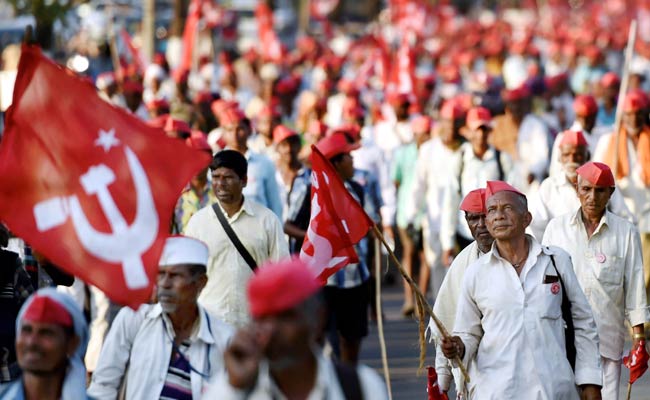 maharashtra-farmers-withdraw-agitation-following-cms-promise