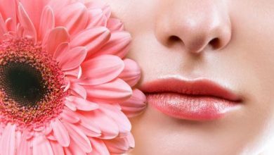 follow-these-easy-steps-to-get-natural-pink-lips
