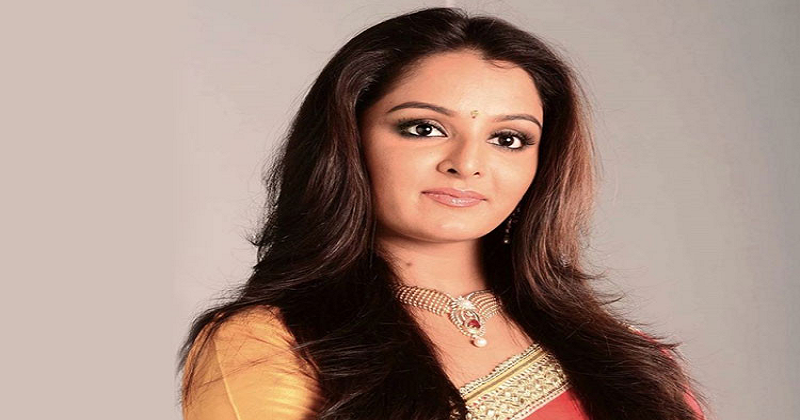 Not Mohanlal or Mammootty, Manju Warrier is a diehard fan of this Superstar