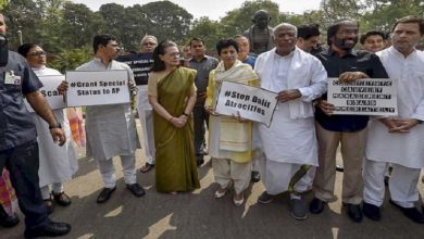 opposition-parties-stage-protest-against-nda-government-outside-the-parliament