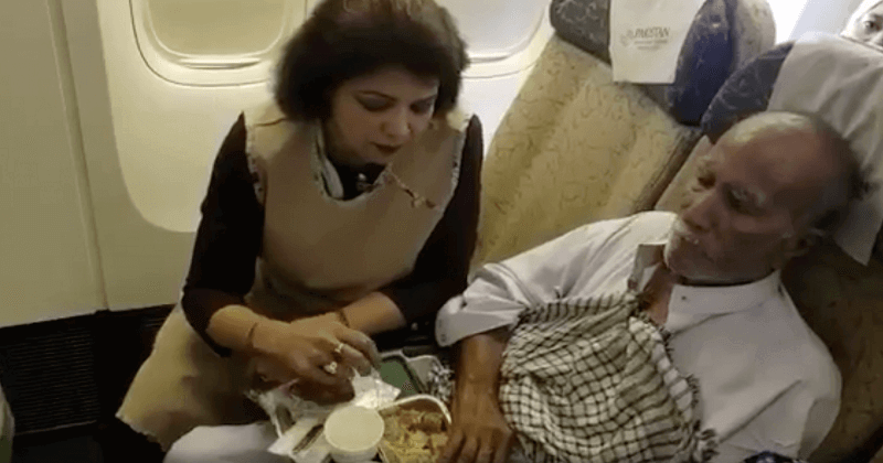 pia-air-hostess-kind-gesture-wins-millions-of-hearts