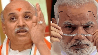 Praveen Togadia and Narendra Modi