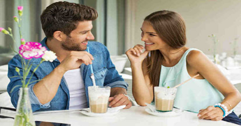 things-women-notice-about-guys-when-they-first-meet