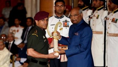 this-is-what-an-emotional-ms-dhoni-had-to-say-after-receiving-padma-bhushan