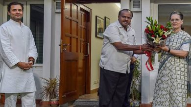 H D Kumaraswamy meets Rahul