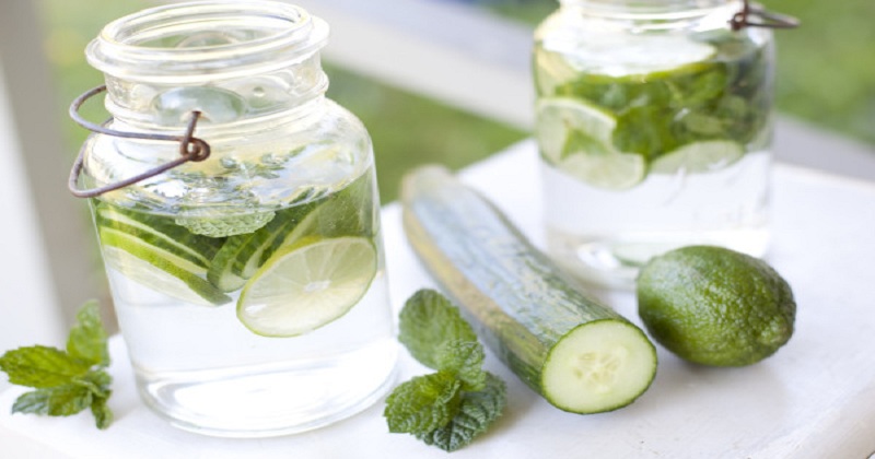 Here's how to make cucumber water for weight loss