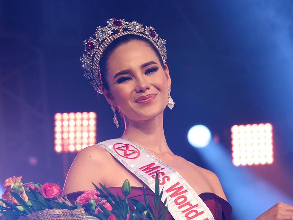 All You Need To Know About Catriona Elisa Gray Miss Universe 2018 East Coast Daily English